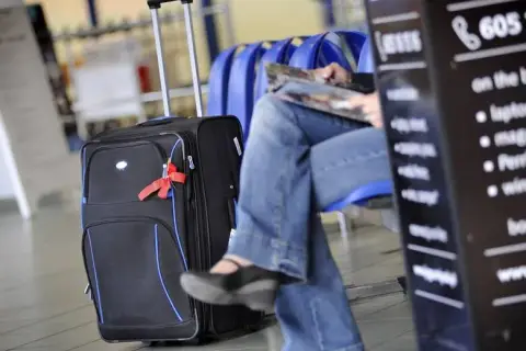 Ile płynów można mieć w bagażu podręcznym Ryanair? Oto zasady, które musisz znać